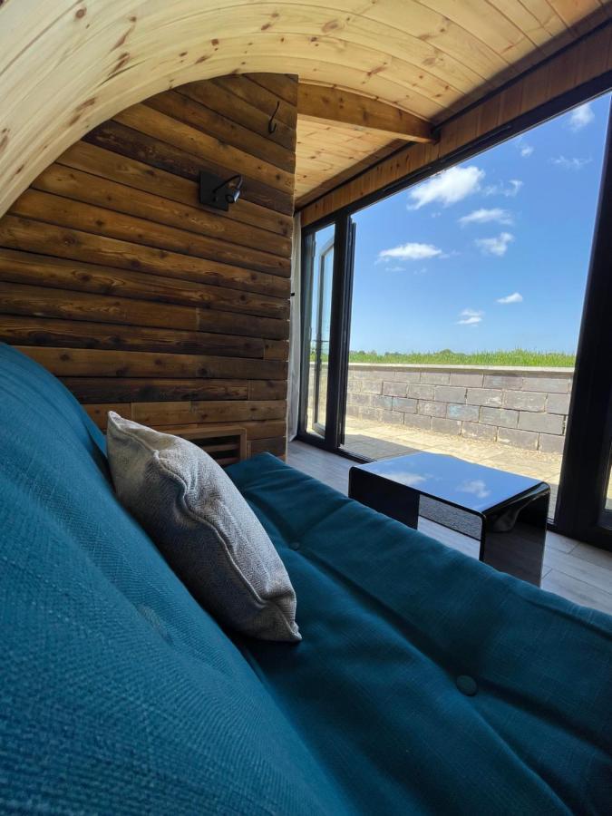 Henny Riverside Glamping Sudbury  Dış mekan fotoğraf