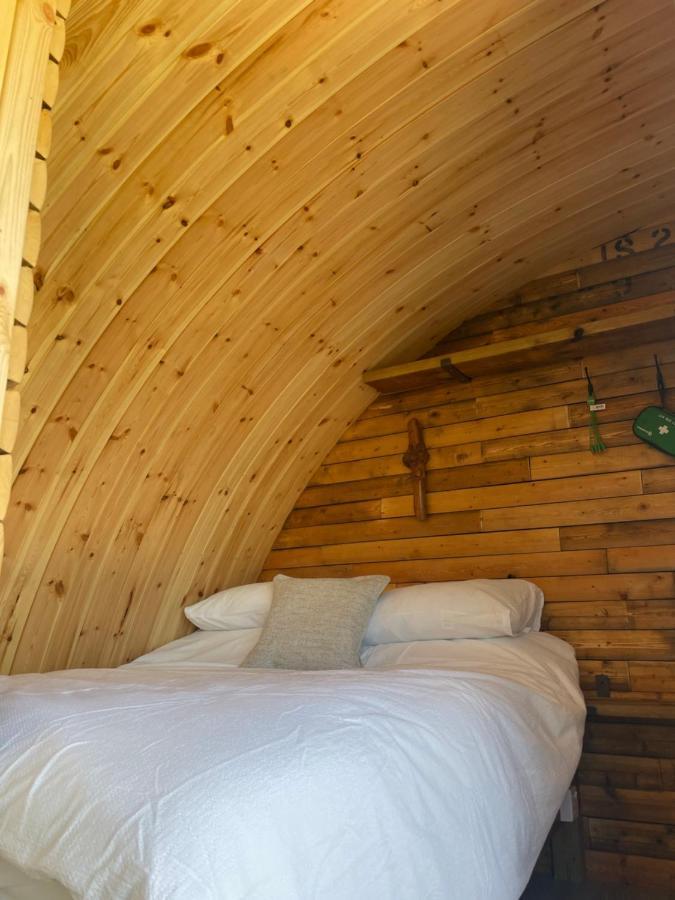 Henny Riverside Glamping Sudbury  Dış mekan fotoğraf